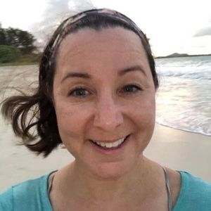 Meet your Posher, Cecilia